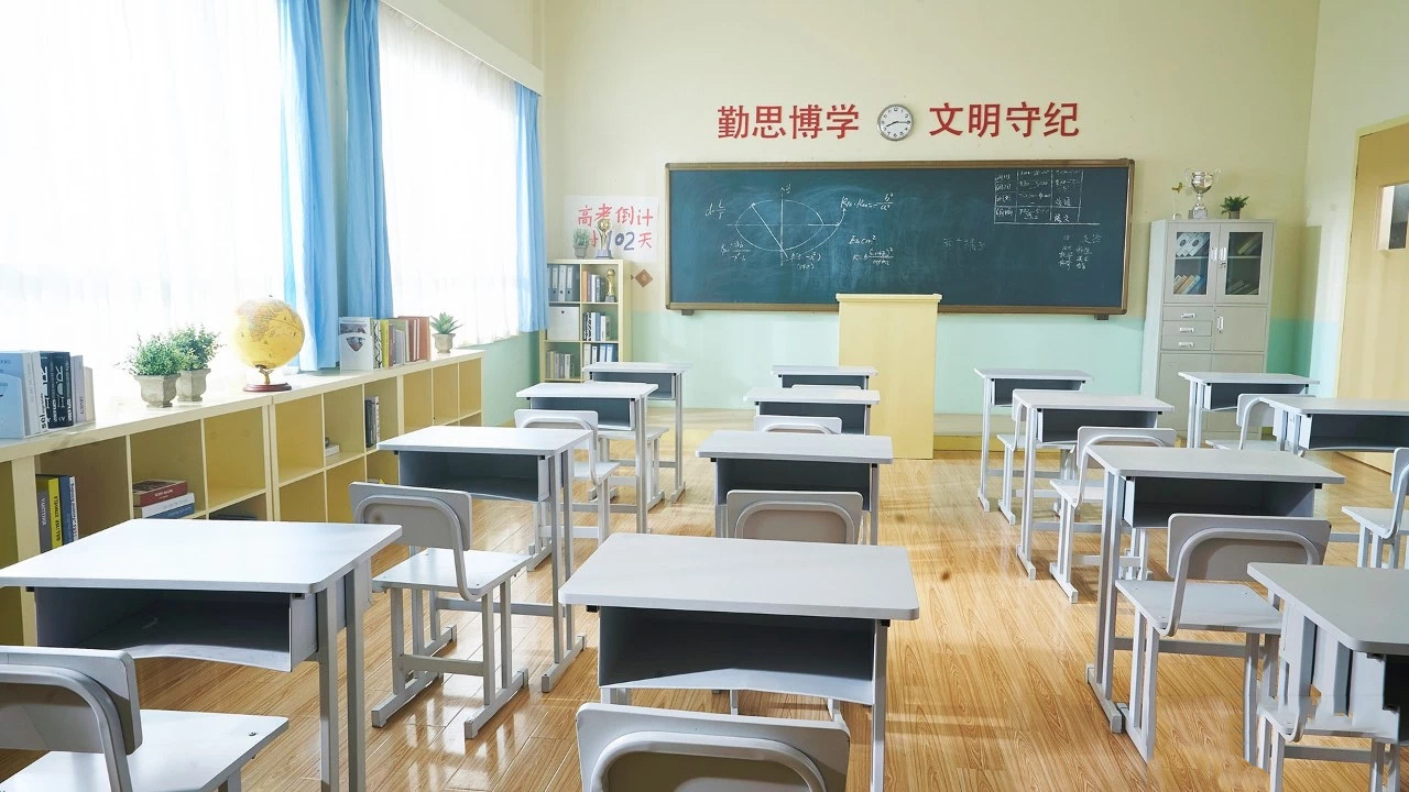 學(xué)生教室場景